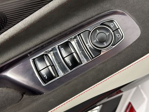 Used 2023 Chevrolet Corvette Stingray Premium Conv w/ Z51 Performance Package RWD image 13