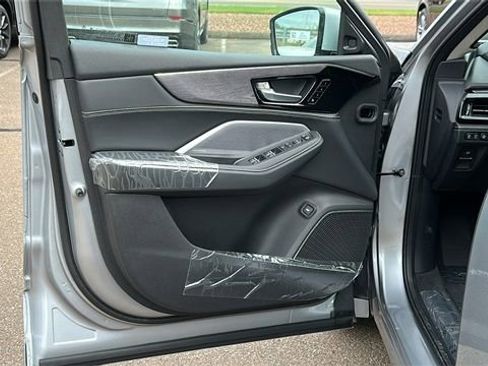 New 2026 Acura MDX SH-AWD w/ Advance Package image 9