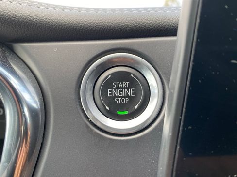 Used 2025 Chevrolet Blazer LT FWD image 15