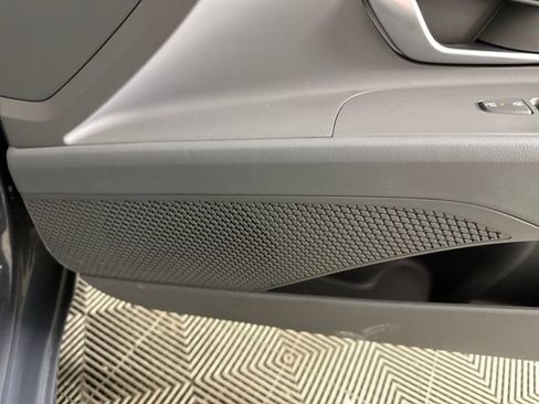 Certified 2025 Hyundai Elantra SEL image 57