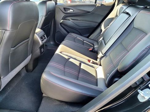 Used 2022 Chevrolet Equinox RS image 17