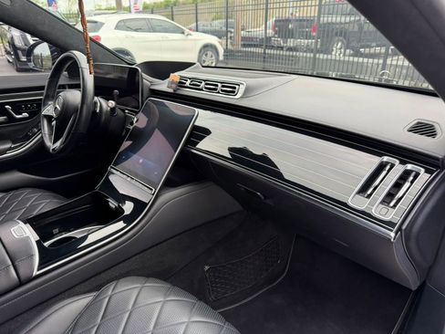 Used 2021 Mercedes-Benz S 580 4MATIC Sedan image 45