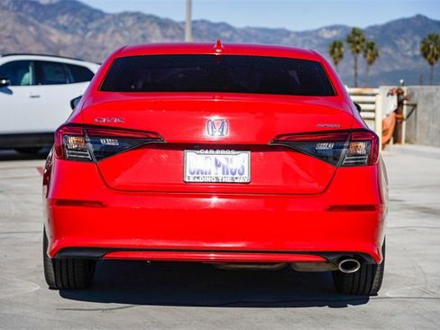 Used 2023 Honda Civic Sport image 9