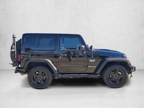 Used 2012 Jeep Wrangler Rubicon image 4