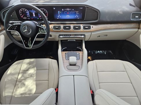 Certified 2025 Mercedes-Benz GLE 450 4MATIC image 17