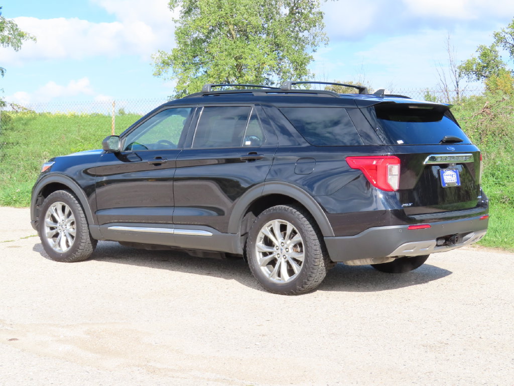 Used 2021 Ford Explorer XLT AWD/4WD image 28