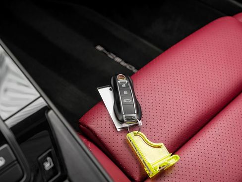 Used 2022 Porsche 911 Carrera 4 GTS image 45