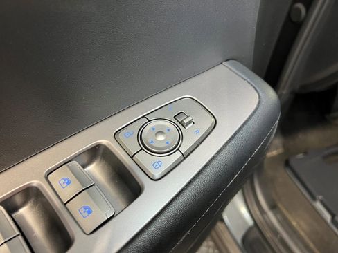 Used 2022 Hyundai Palisade SEL image 25