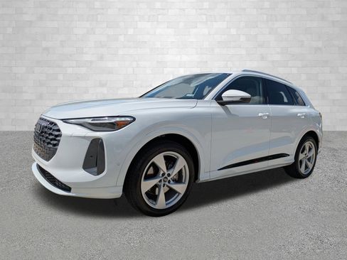 Used 2025 Audi Q5 Prestige image 5