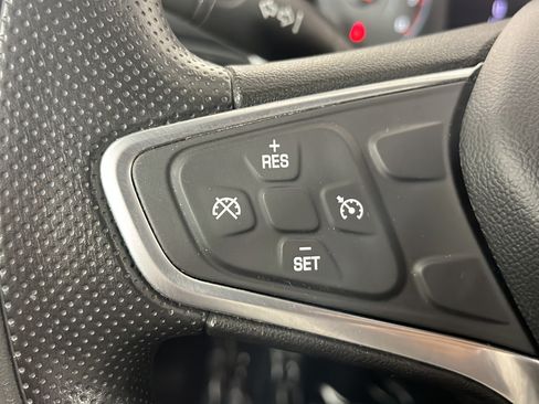Used 2022 Chevrolet Malibu LT FWD image 25