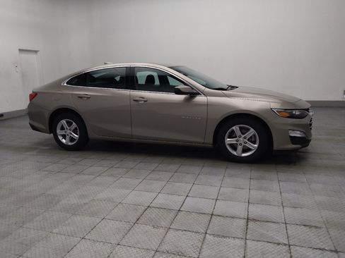 Used 2025 Chevrolet Malibu LT FWD image 11