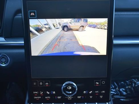 Used 2026 GMC Terrain Elevation w/ Elevation Premium Package AWD/4WD image 31