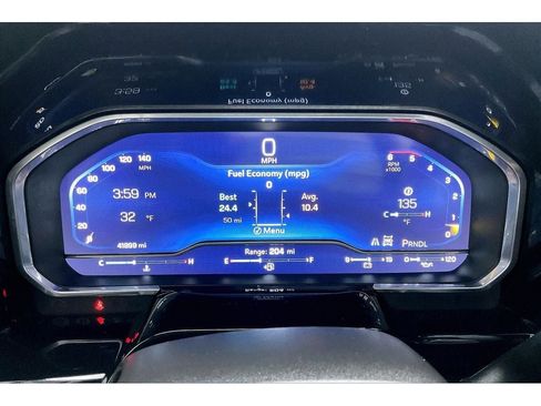 Used 2024 Chevrolet Silverado 2500 ZR2 w/ Technology Package image 23