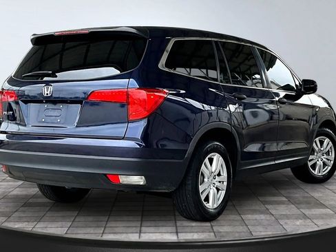 Used 2016 Honda Pilot LX image 6