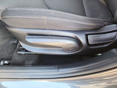 Used 2019 Kia Forte LXS image 17