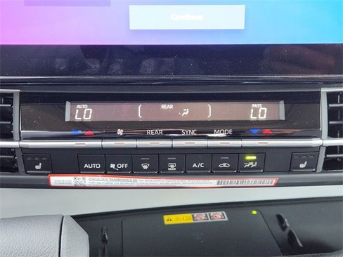 New 2026 Toyota Sienna XLE image 15