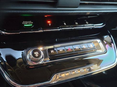 New 2026 Lincoln Corsair Premiere image 14