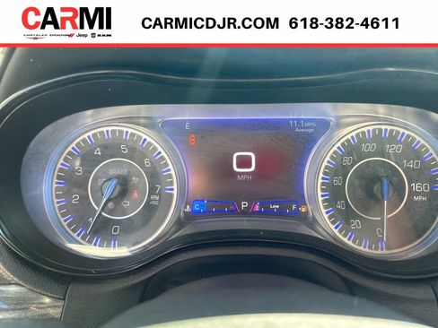 Used 2022 Chrysler 300 Touring L RWD image 16