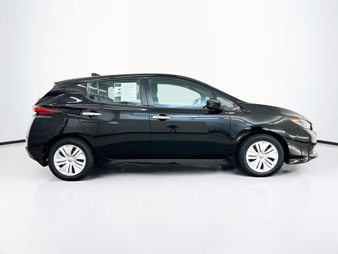 Used 2025 Nissan Leaf S FWD image 10
