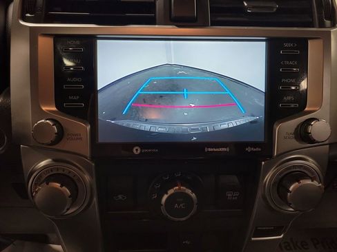 Used 2020 Toyota 4Runner SR5 Premium image 18