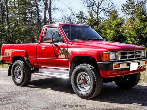 Used 1986 Toyota Pickup 4x4 Regular Cab Turbo image 12