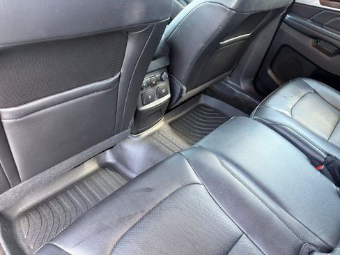 Used 2018 Ford Explorer Limited FWD image 30