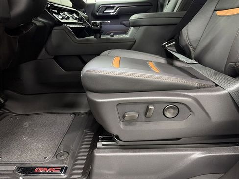 New 2026 GMC Sierra 1500 AT4 w/ AT4 Premium Package image 22