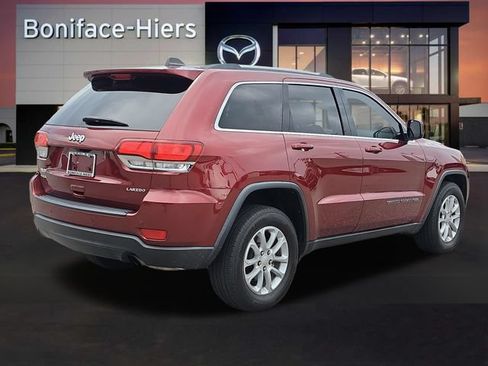 Used 2021 Jeep Grand Cherokee Laredo X AWD/4WD image 4
