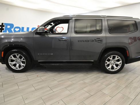 Used 2022 Jeep Wagoneer Series II image 2