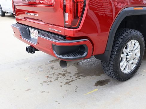 Certified 2021 GMC Sierra 2500 Denali w/ Denali Ultimate Package image 37