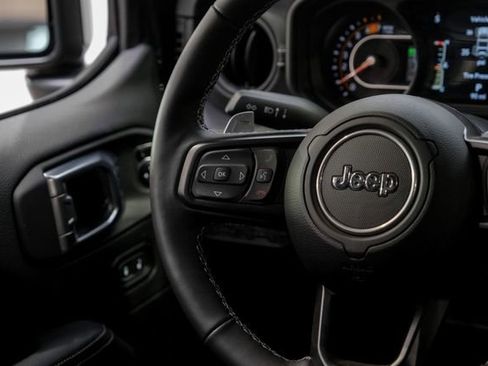 Used 2024 Jeep Wrangler Unlimited Rubicon 392 image 63