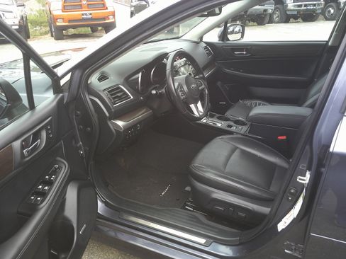 Used 2015 Subaru Legacy 2.5i Limited image 10
