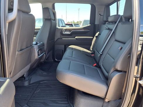 New 2026 GMC Sierra 1500 Elevation image 7