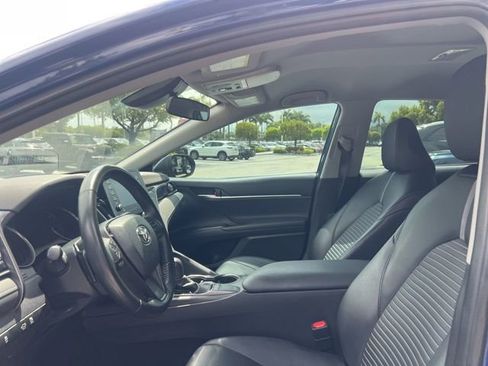 Used 2023 Toyota Camry SE FWD image 18