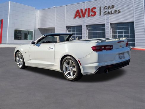 Used 2023 Chevrolet Camaro LT image 9