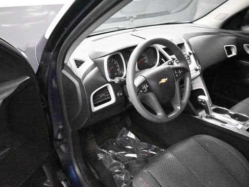 Used 2015 Chevrolet Equinox LS FWD image 12