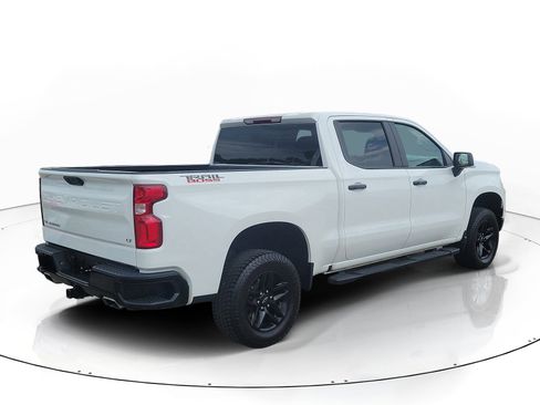 Used 2024 Chevrolet Silverado 1500 LT Trail Boss w/ Protection Package AWD/4WD image 3