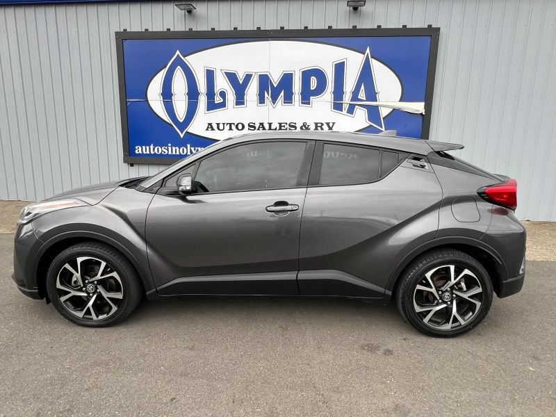 Used 2021 Toyota C-HR XLE FWD image 16