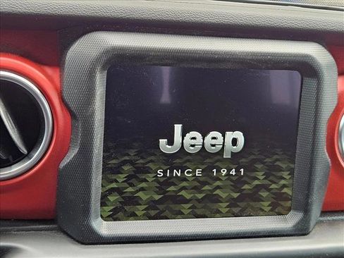 Used 2023 Jeep Gladiator Rubicon w/ LED Lighting Group image 16