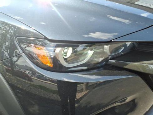 Certified 2025 MAZDA CX-50 AWD 2.5 S w/ Premium Package image 11