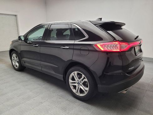 Used 2018 Ford Edge Titanium FWD image 3