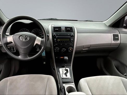 Used 2010 Toyota Corolla LE FWD image 7