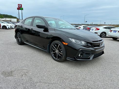 Used 2020 Honda Civic Sport image 8