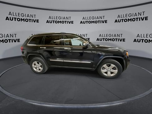 Used 2011 Jeep Grand Cherokee Limited AWD/4WD image 11