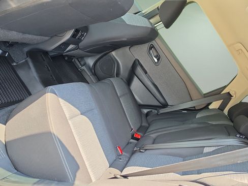 Used 2023 Nissan Rogue SV FWD image 35