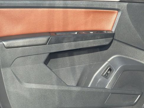 Used 2021 Volkswagen Atlas SEL AWD/4WD image 12