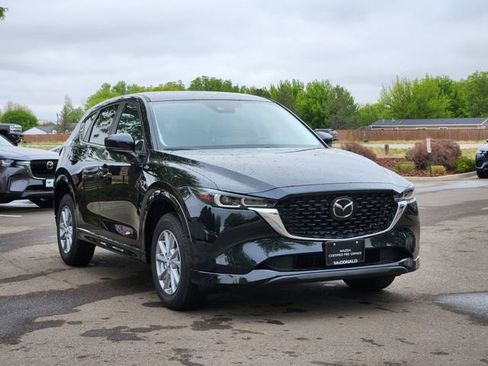 Used 2025 MAZDA CX-5 AWD 2.5 S w/ Preferred Package image 4