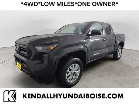 Used 2025 Toyota Tacoma SR5 AWD/4WD image 1