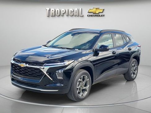 New 2026 Chevrolet Trax LT w/ Driver Confidence Package image 1