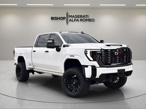 Used 2024 GMC Sierra 2500 Denali Ultimate AWD/4WD image 1